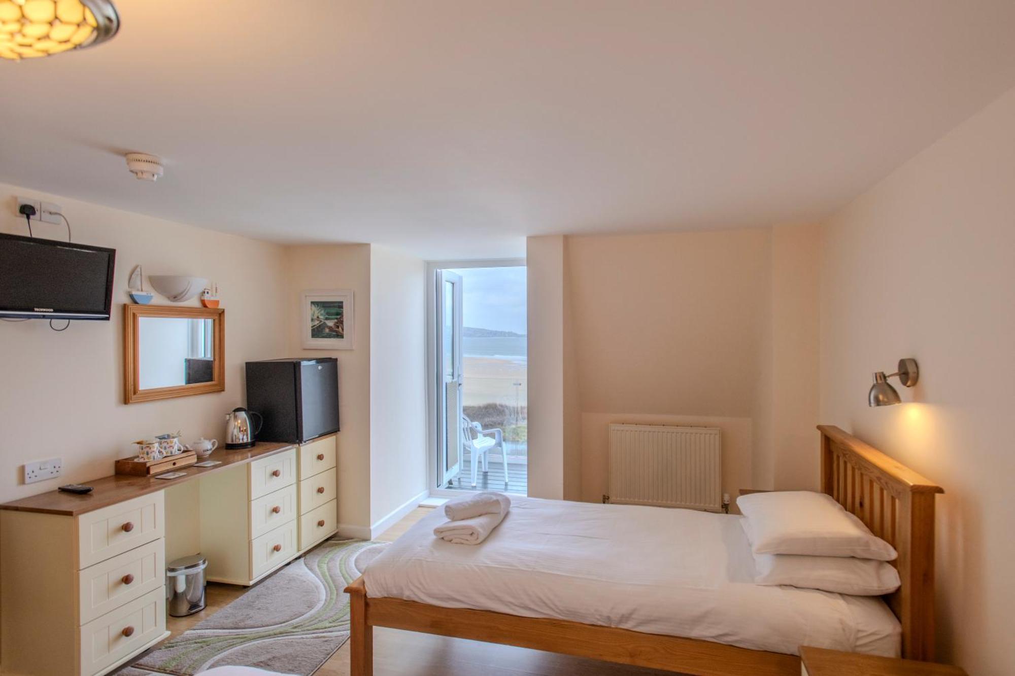 Bed & Breakfast The Penellen Guest Only Hayle
